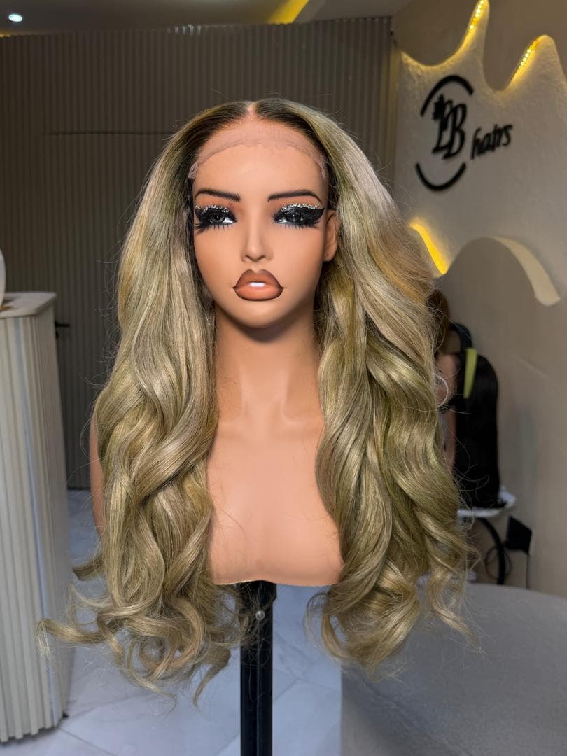 Baddie Metallic Blonde
