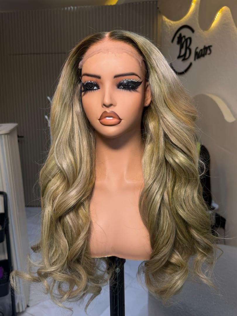 Baddie Metallic Blonde